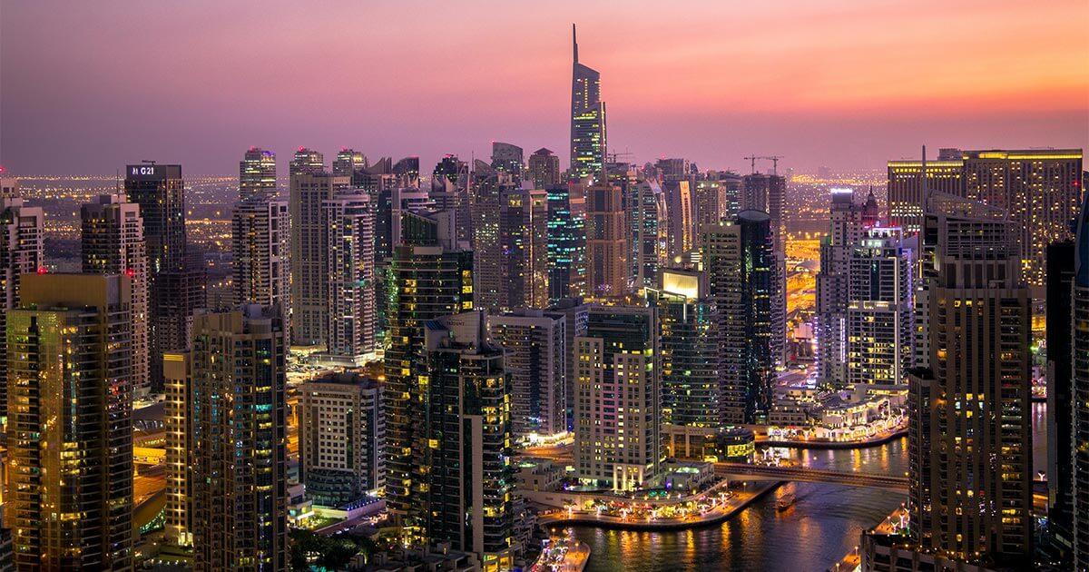De Dubaï au Moyen-Orient avec CUSTOM